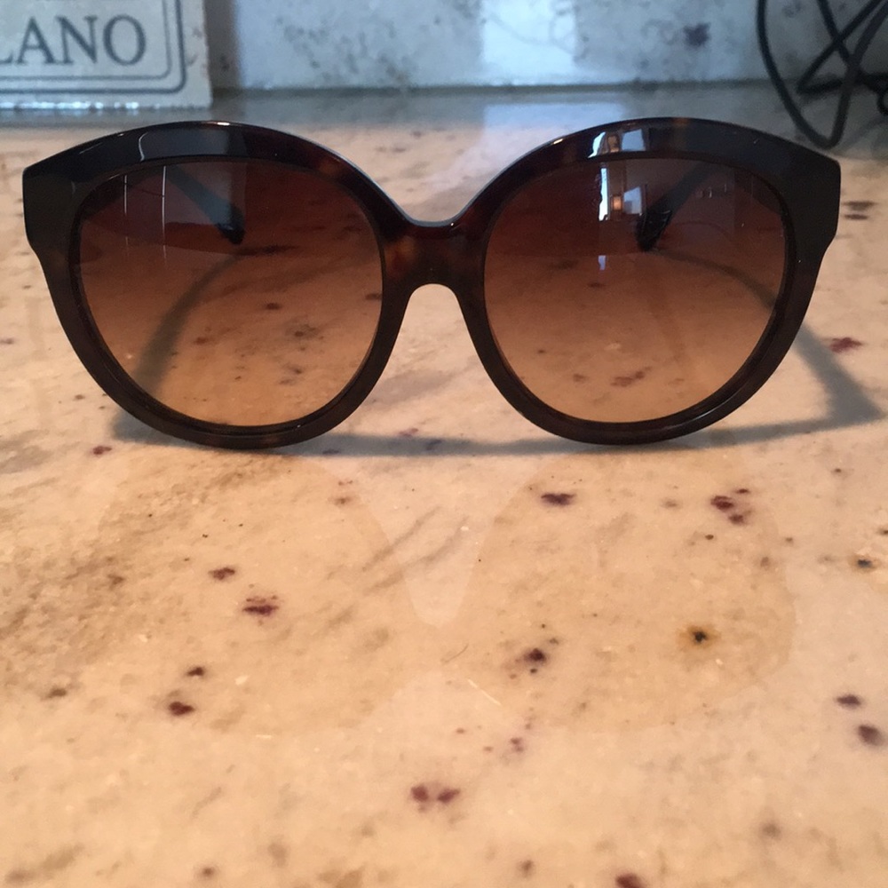 Coach dark tortoise sun glasses